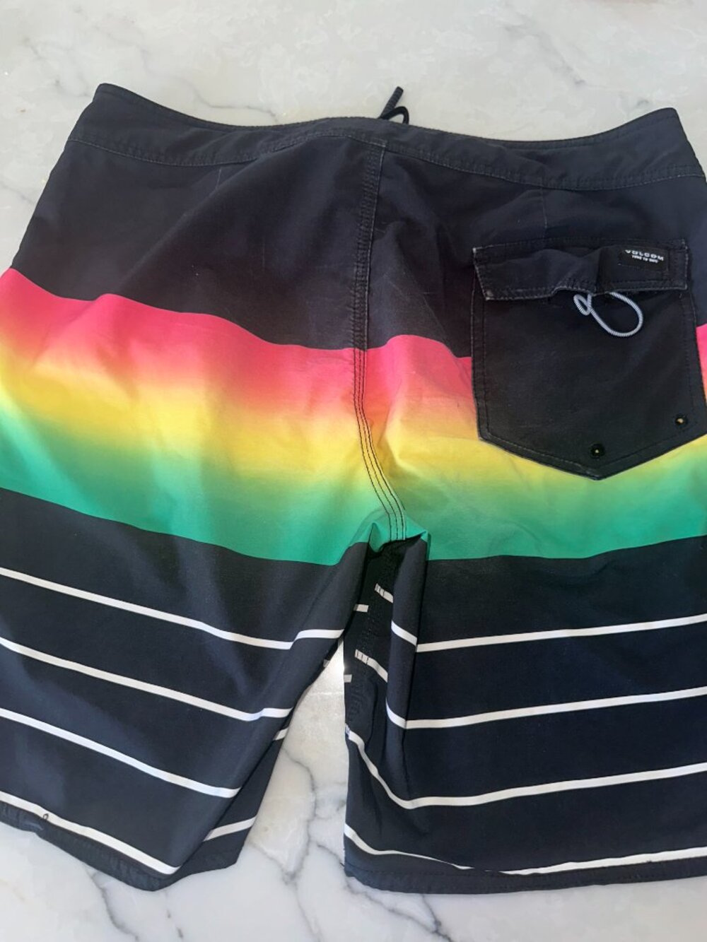 Volcom Mod-Tech Boardshorts - Picture 5 of 6